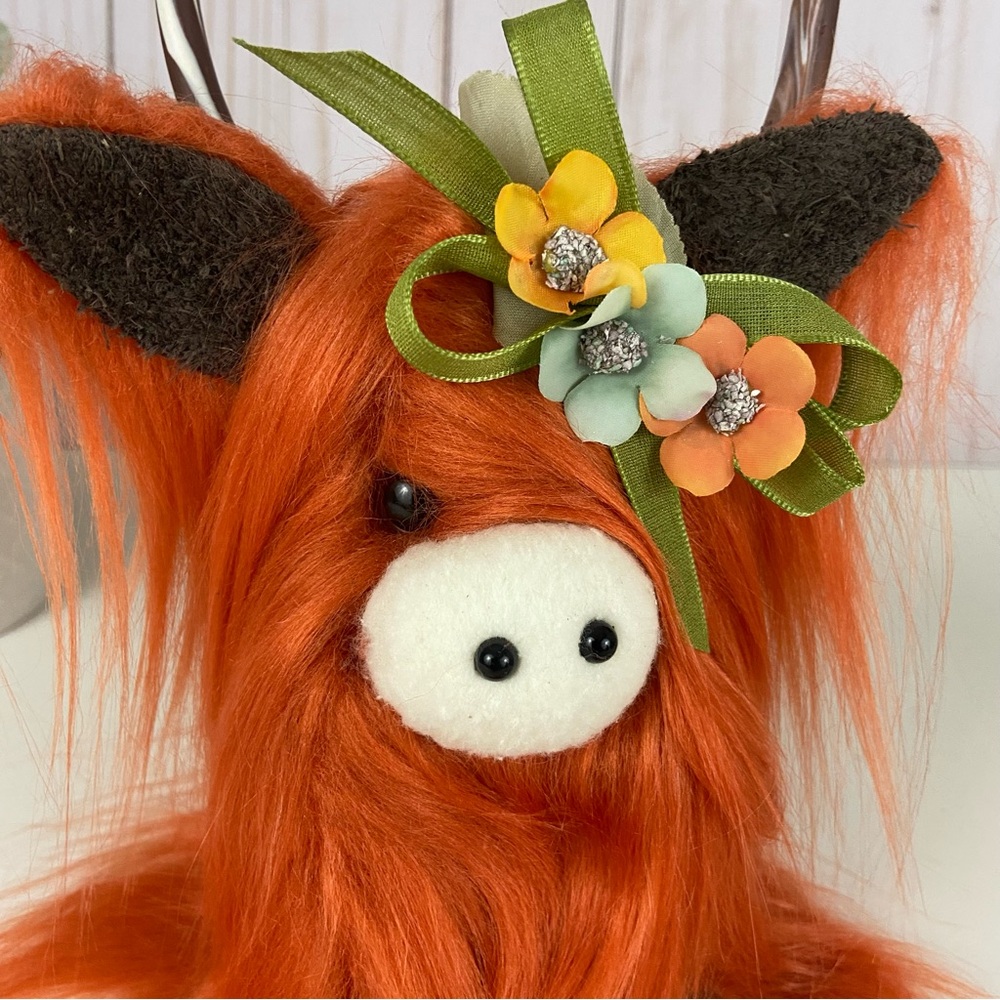 Handmade Highland Cow Rust Faux Fur Leather Ears Clay Hooves Horns Floral Bow - Picture 5 of 13